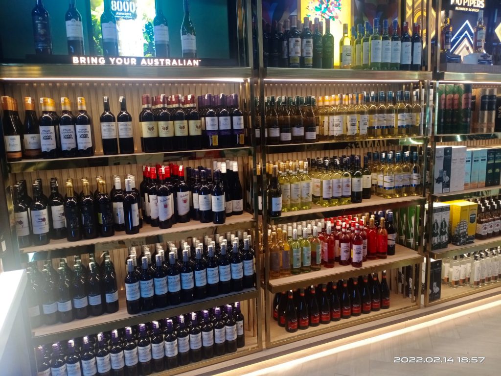 Delhi Excise reverts to Old Liquor Policy for next Six Months