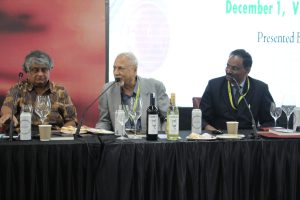 With Ravi Viswanathan (l) and K.N.Singh (r) at the Keynote Address