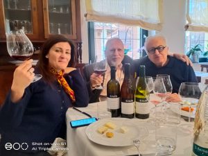 Arora with Gaia (l) and Angelo GAJA (r) at a restaurant near the Barbaresco Winery