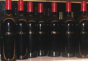 Fratelli cracks another Gold at MundusVini for J’NOON Red