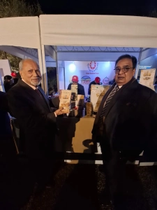 Lalit Asrani of Rodaaji (r) is the importer of Caputo gluten-free flour used by the Award -winning Pizzeria da Susy since beginning