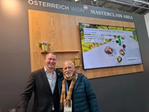 An Austrian Masterclass with an Austrian Master Sommelier - Stefan Neumann MS